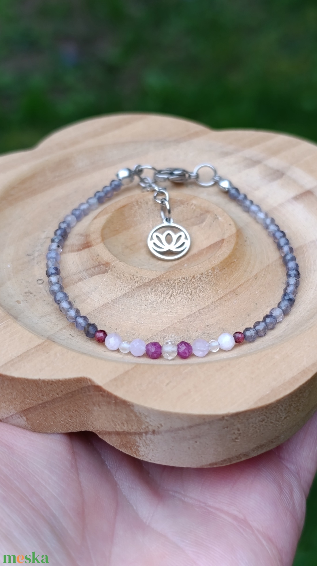 Átalakulás - spirituális fejlődés - tanzanit, hegyikristály, rubin, kunzit és gránát ásványkarkötő  - ékszer - karkötő - ásványkarkötő - Meska.hu