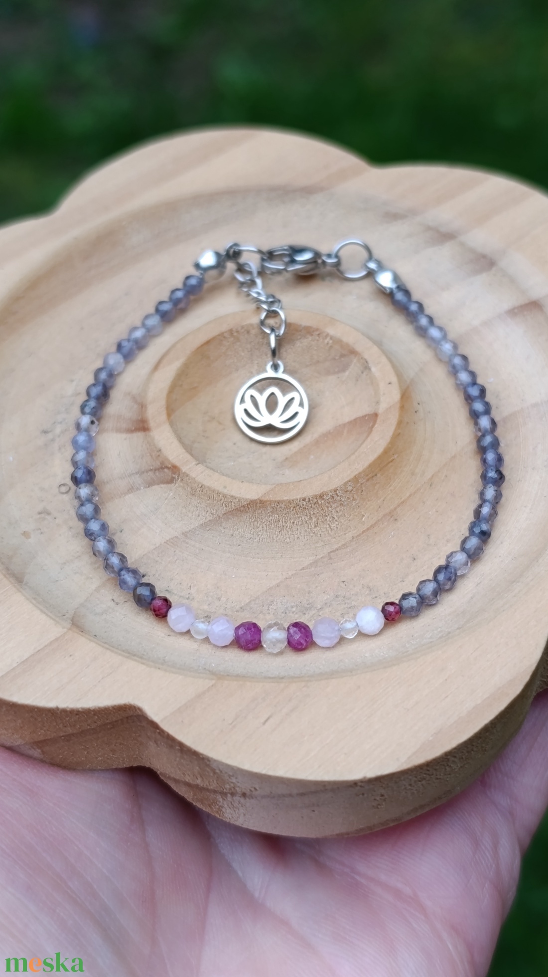 Átalakulás - spirituális fejlődés - tanzanit, hegyikristály, rubin, kunzit és gránát ásványkarkötő  - ékszer - karkötő - ásványkarkötő - Meska.hu