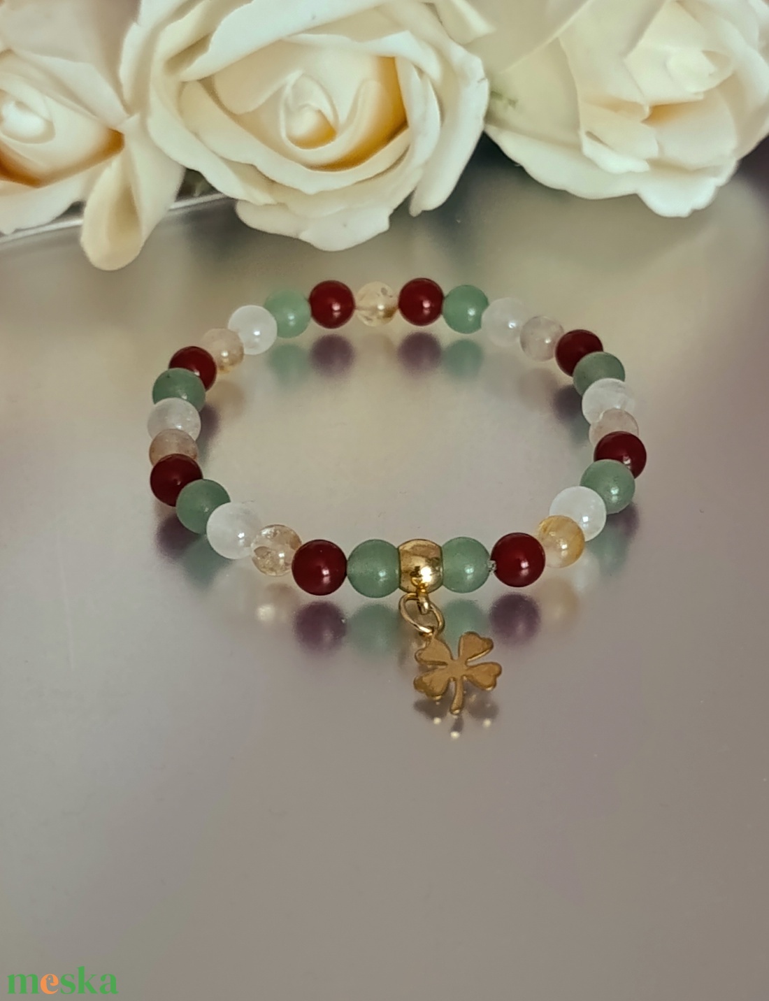 Szerencse és bőség ásványkarkötő citrinnel, aventurinnal, karneollal és hegyikristállyal, lóhere medállal - ékszer - karkötő - ásványkarkötő - Meska.hu