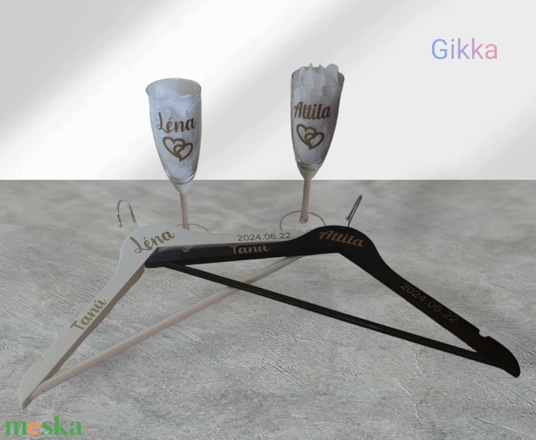 Egyedi, esküvői vállfa - esküvő - ruha - vállfa - Meska.hu Egyedi, esküvői vállfa - esküvő - ruha - vállfa - Meska.hu