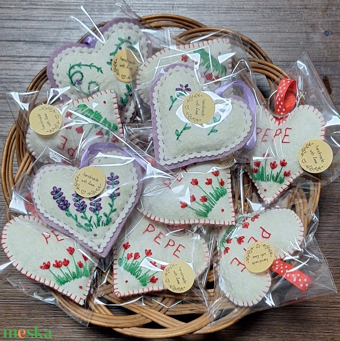Tulipános gyapjúfilc kulcstartó , táskadísz, függődísz - táska & tok - kulcstartó & táskadísz - kulcstartó - Meska.hu Tulipános gyapjúfilc kulcstartó , táskadísz, függődísz - táska & tok - kulcstartó & táskadísz - kulcstartó - Meska.hu