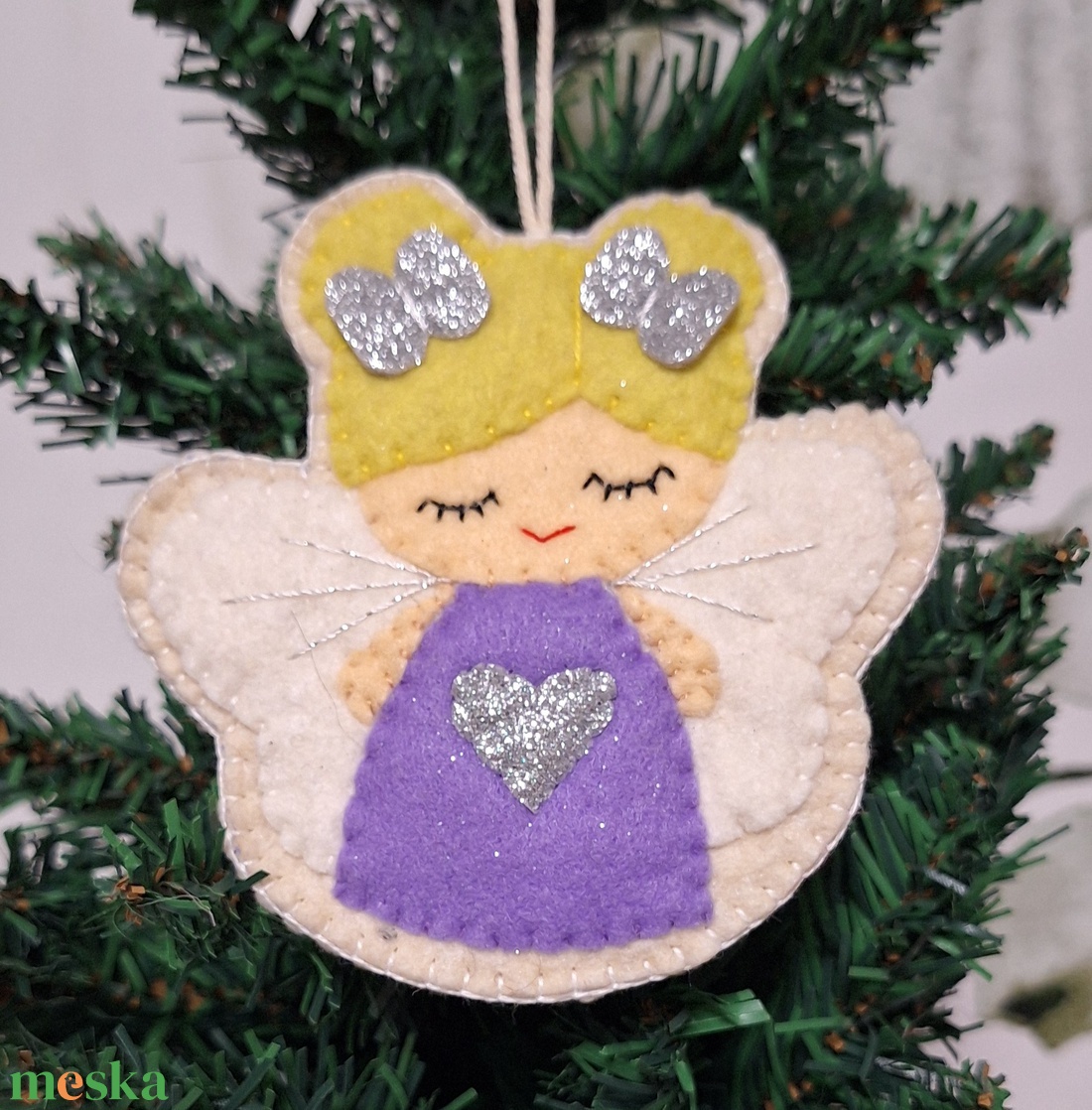 Hímzett filc angyalka, karácsonyfa díszek. - karácsony - karácsonyi lakásdekoráció - karácsonyfadíszek - Meska.hu