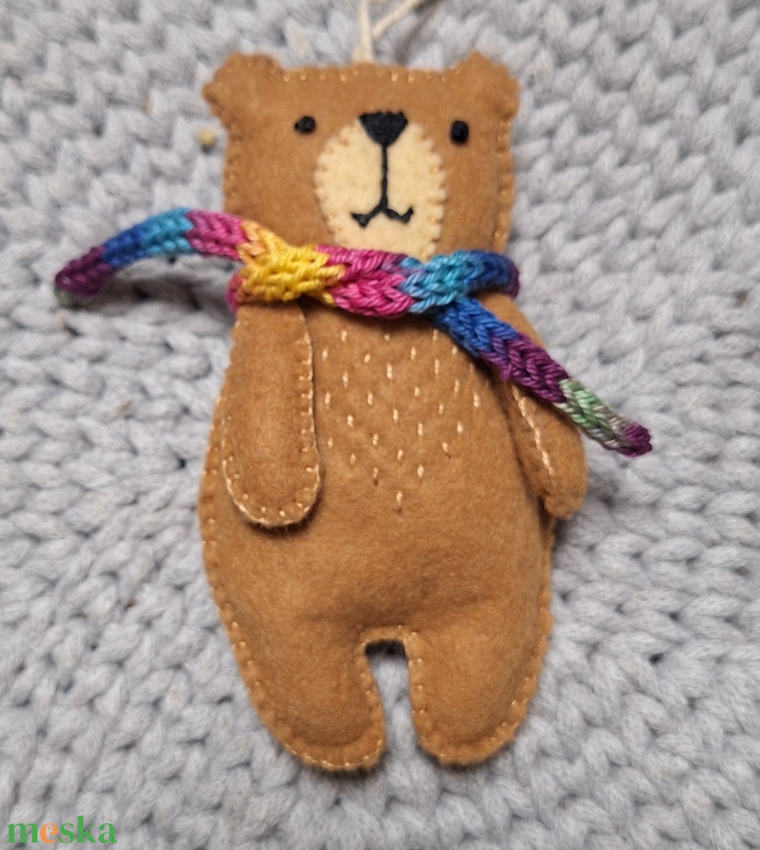 Filc maci, macik - otthon & életmód - dekoráció - fali és függő dekoráció - függődísz - Meska.hu