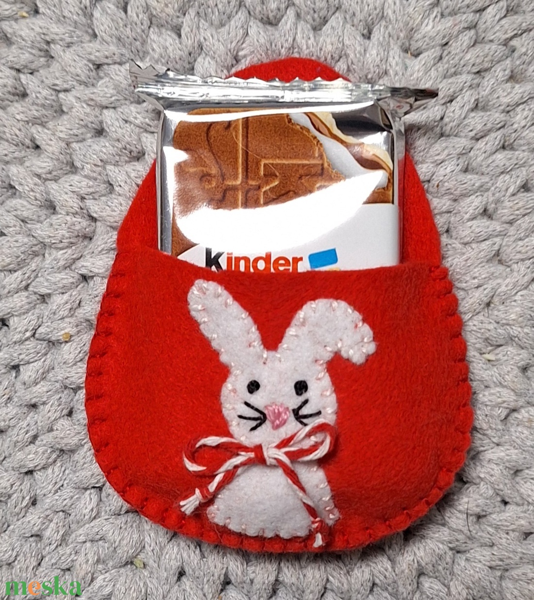 Gyapjú filc húsvéti tojás pénzátadó, csokiátadó - ünnepi díszek, dekorációk - húsvéti díszek és dekorációk - húsvéti pénzátadó - Meska.hu