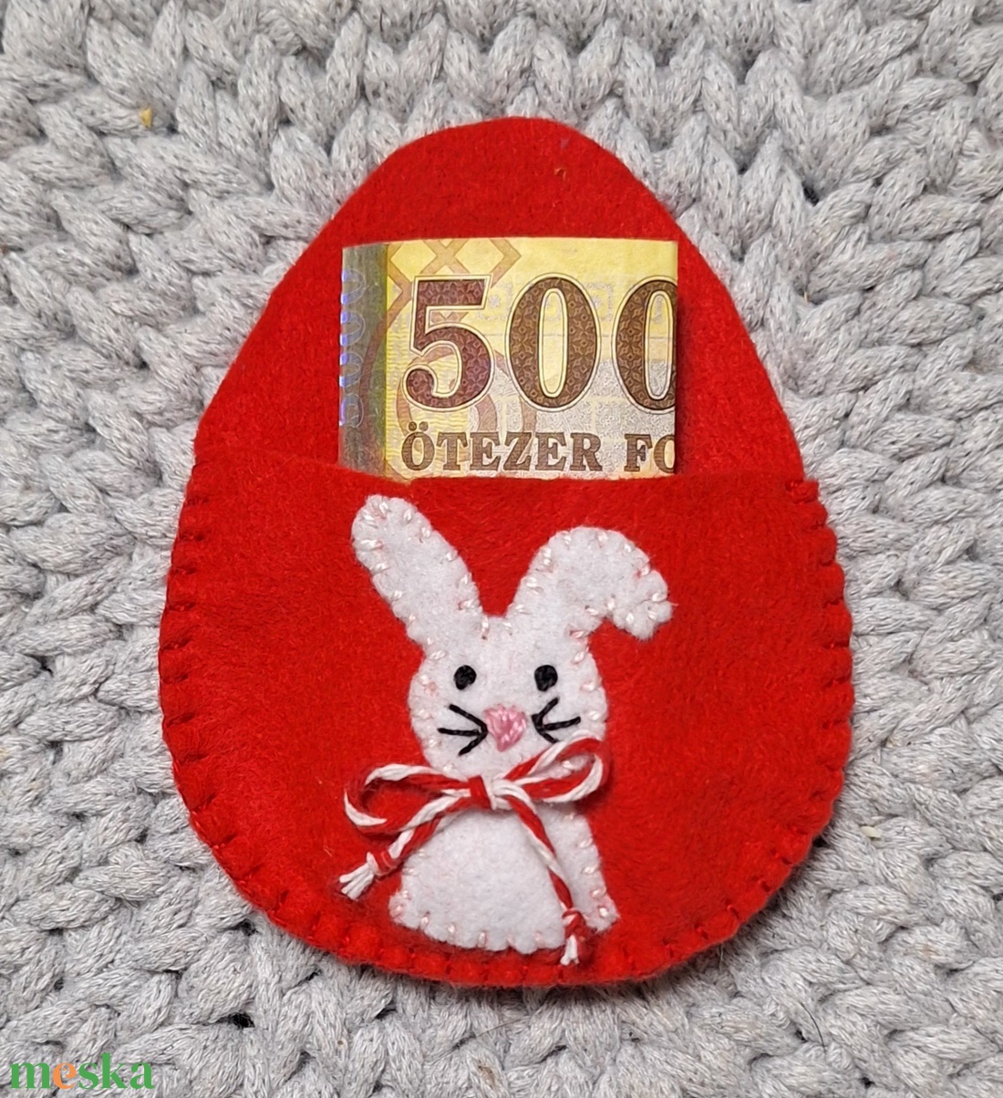 Gyapjú filc húsvéti tojás pénzátadó, csokiátadó - ünnepi díszek, dekorációk - húsvéti díszek és dekorációk - húsvéti pénzátadó - Meska.hu