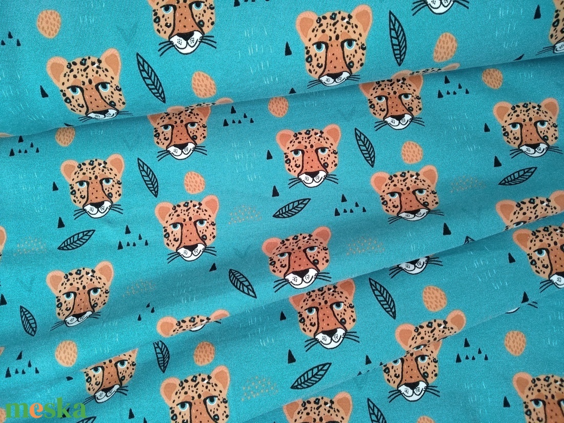 Leopárd mintás pamut jersey állatos - kellékek & szerszámok - méteráru - pamut - Meska.hu