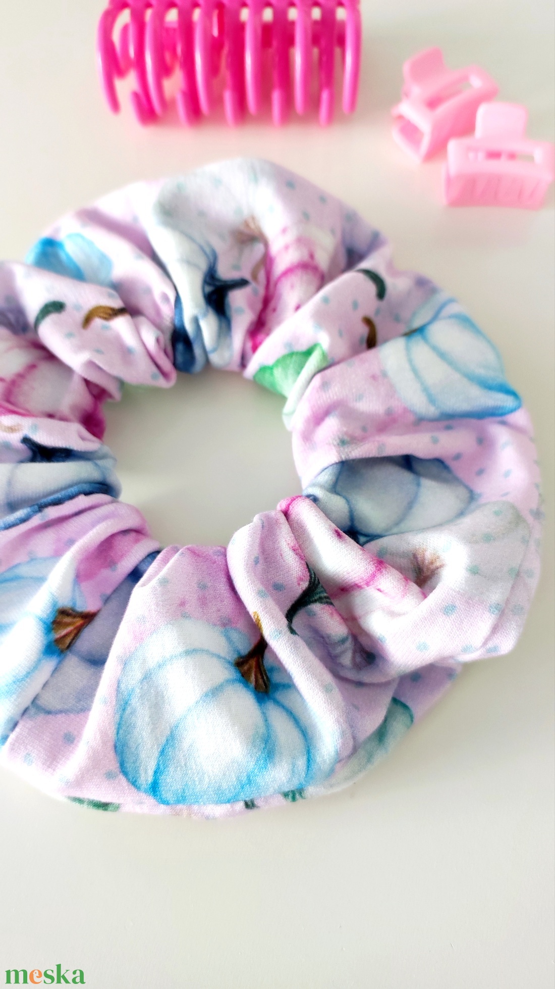 Őszi tökös narancs Halloween scrunchie hajgumi - M-es - ruha & divat - hajdísz & hajcsat - hajgumi - Meska.hu Őszi tökös narancs Halloween scrunchie hajgumi - M-es - ruha & divat - hajdísz & hajcsat - hajgumi - Meska.hu