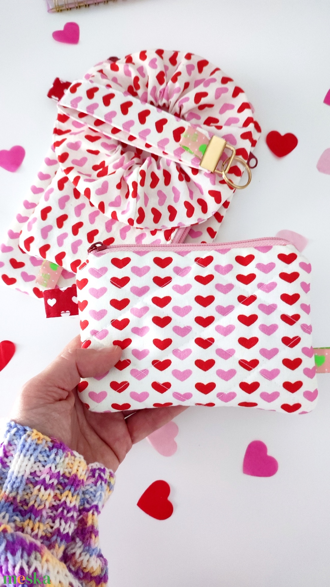 Női Valentin ajándékcsomag - Anyák napi ajándék válogatás szív mintás - táska & tok - neszesszer - Meska.hu