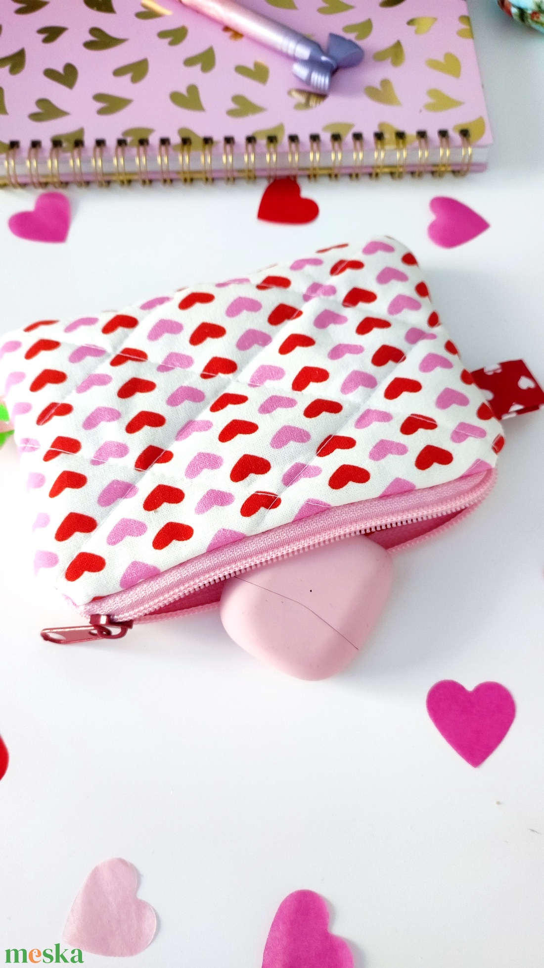 Női Valentin ajándékcsomag - Anyák napi ajándék válogatás szív mintás - táska & tok - neszesszer - Meska.hu