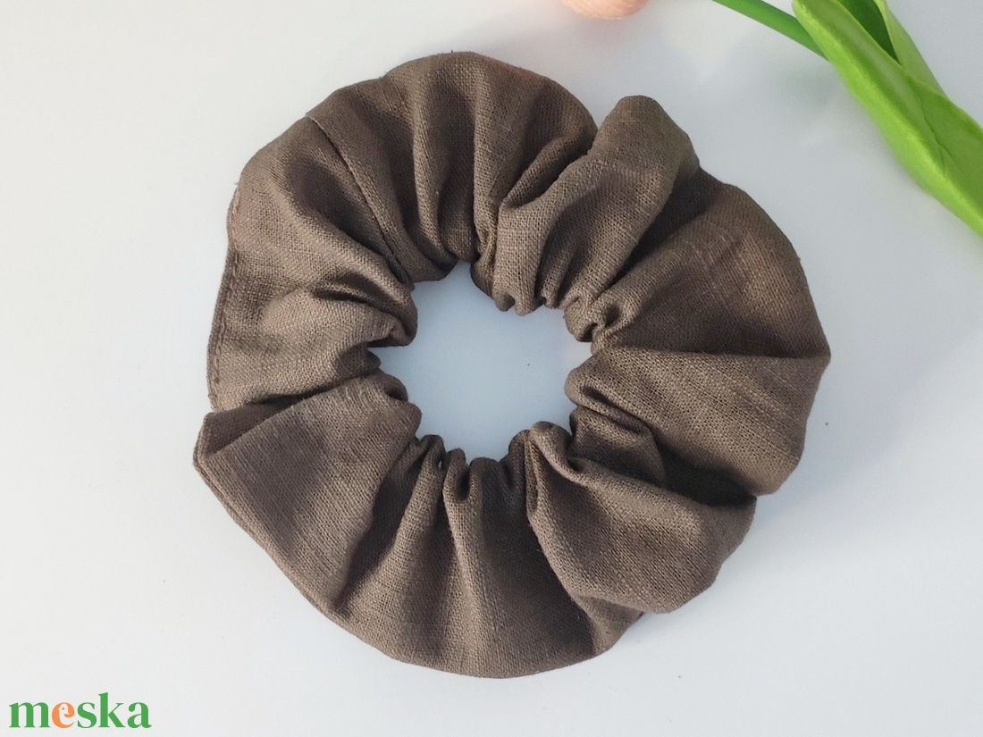 Lenvászon hajgumi - közepes scrunchie - ruha & divat - hajdísz & hajcsat - hajgumi - Meska.hu