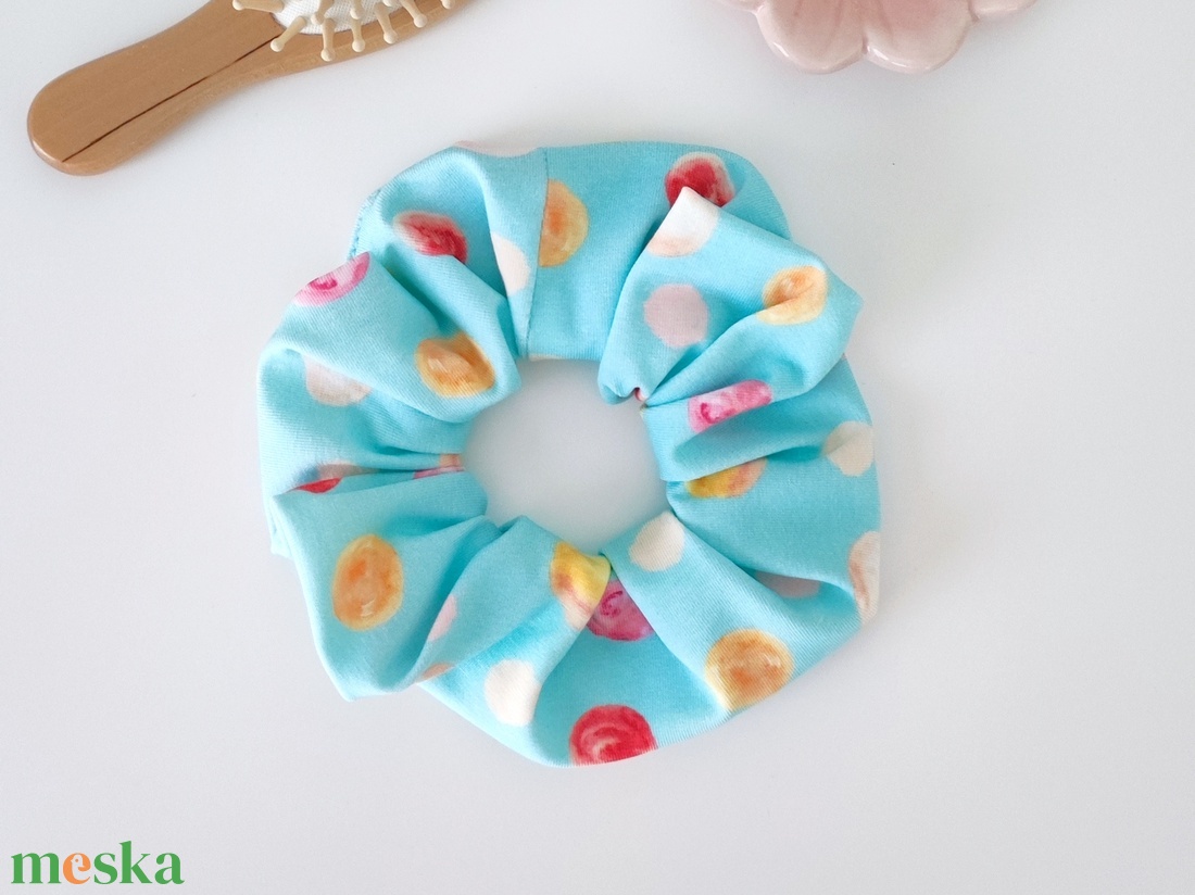 Candy pöttyös scrunchie hajgumi - M-es - ruha & divat - hajdísz & hajcsat - hajgumi - Meska.hu
