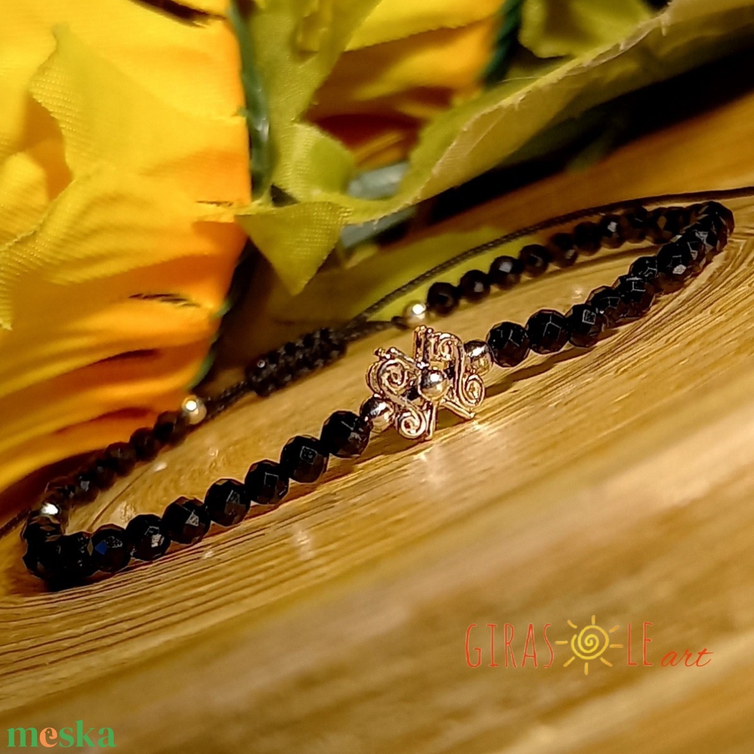 Pillangó - spinell karkötő  - ékszer - karkötő - ásványkarkötő - Meska.hu