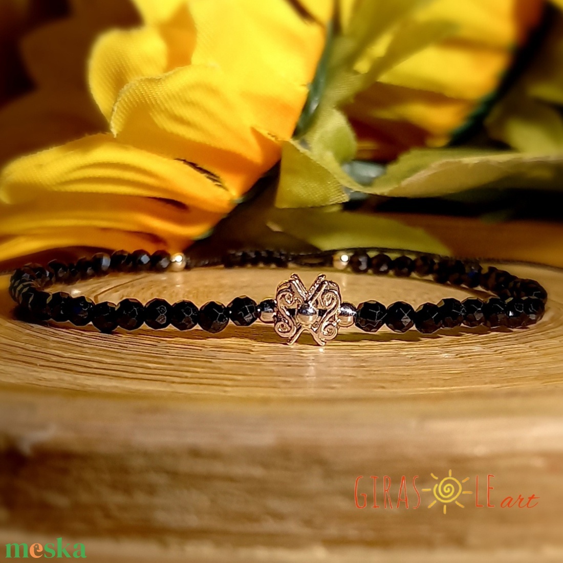 Pillangó - spinell karkötő  - ékszer - karkötő - ásványkarkötő - Meska.hu