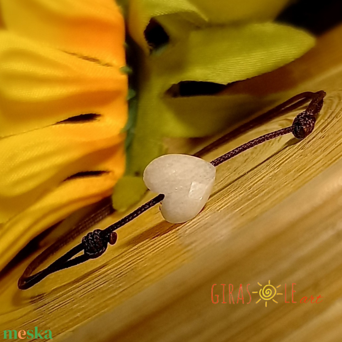 Ti Amo holdkő zsinórka karkötő  - ékszer - karkötő - ásványkarkötő - Meska.hu