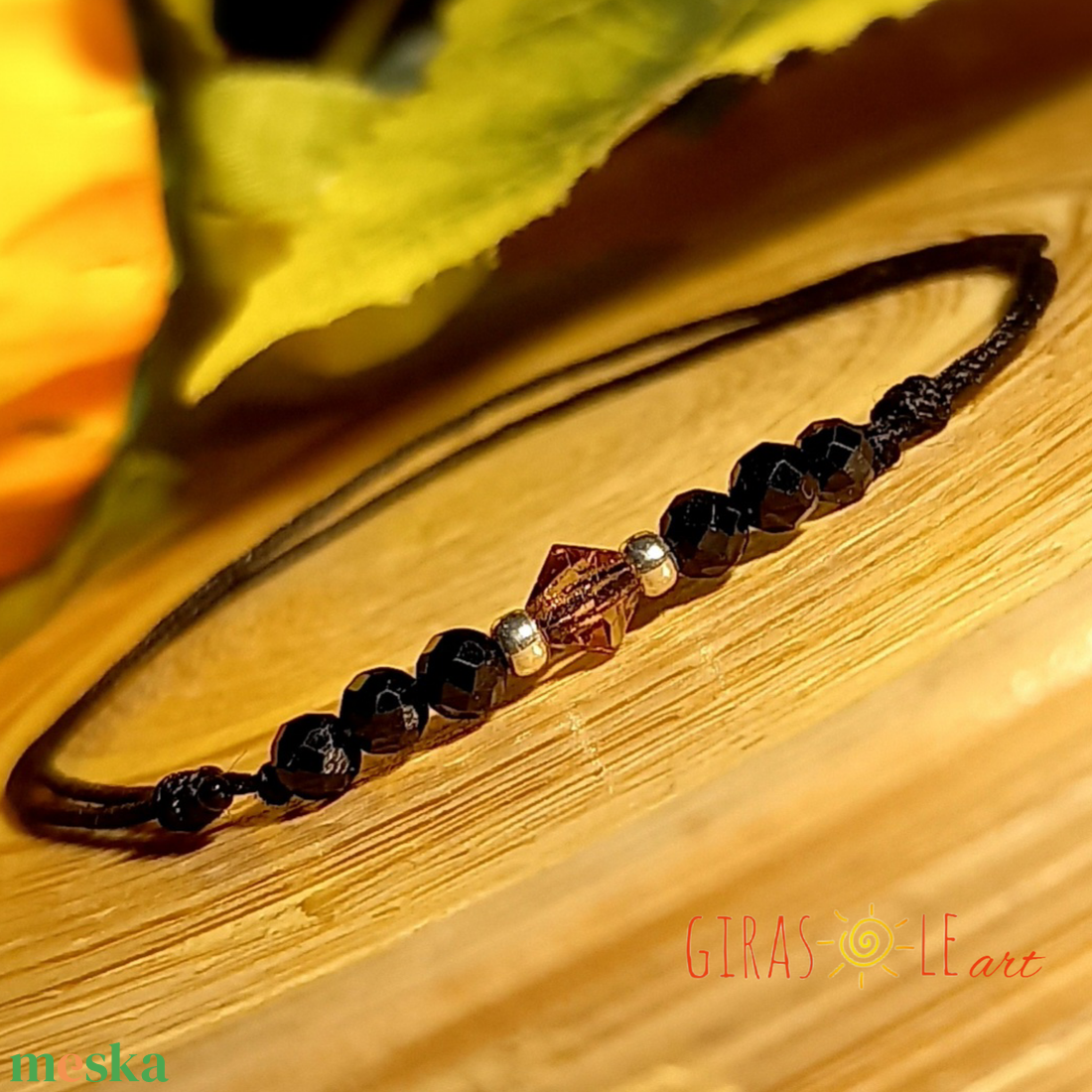 Spinell zsinórka karkötő gyöngyökkel - ékszer - karkötő - ásványkarkötő - Meska.hu