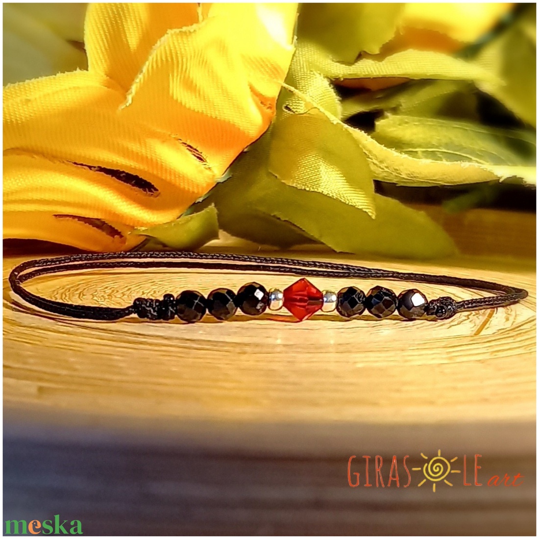 Spinell zsinórka karkötő gyöngyökkel - ékszer - karkötő - ásványkarkötő - Meska.hu