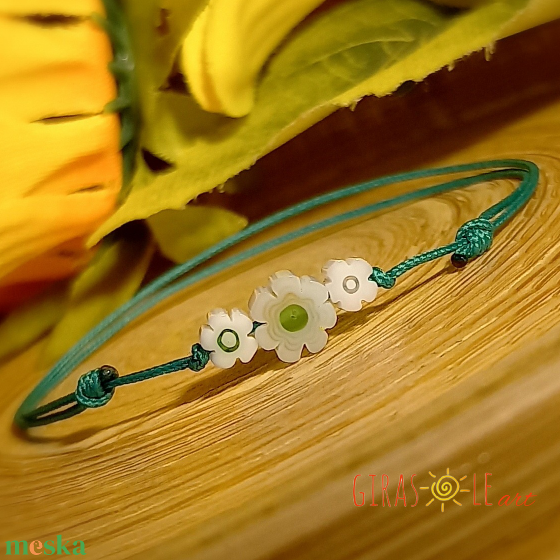 Kiskertem millefiori zsinórka - ékszer - karkötő - gyöngyös karkötő - Meska.hu