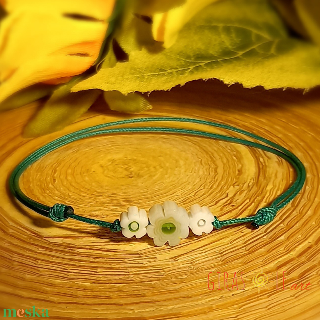 Kiskertem millefiori zsinórka - ékszer - karkötő - gyöngyös karkötő - Meska.hu