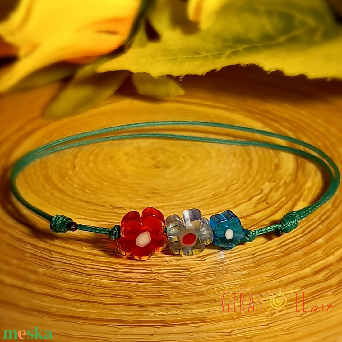 Kiskertem millefiori zsinórka - ékszer - karkötő - gyöngyös karkötő - Meska.hu