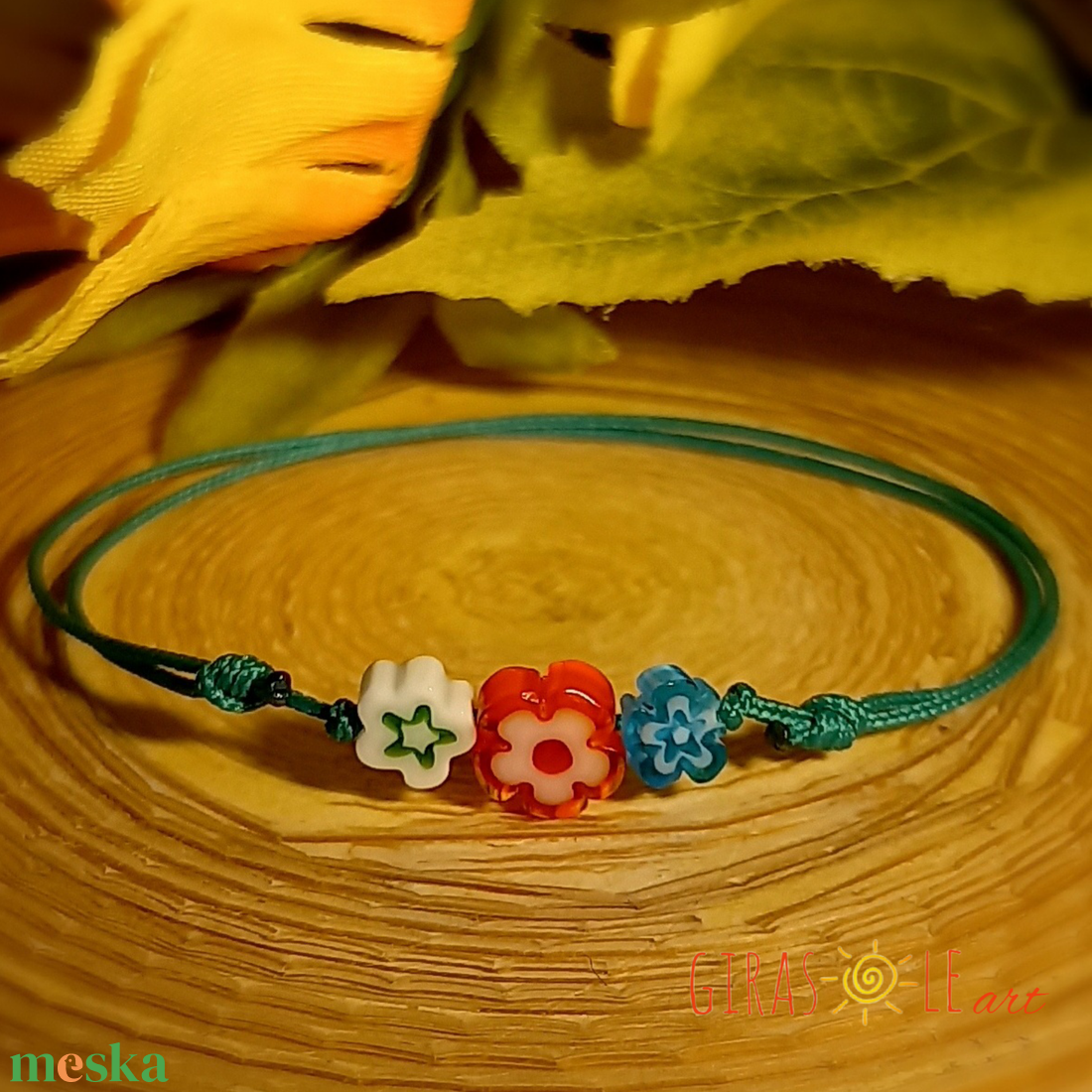 Kiskertem millefiori zsinórka - ékszer - karkötő - gyöngyös karkötő - Meska.hu