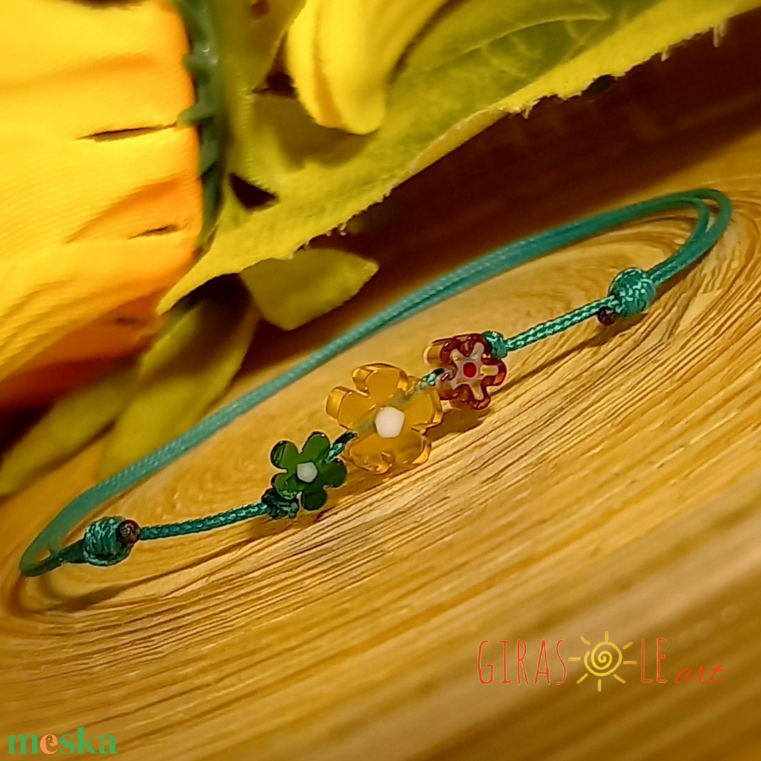 Kiskertem millefiori zsinórka - ékszer - karkötő - gyöngyös karkötő - Meska.hu