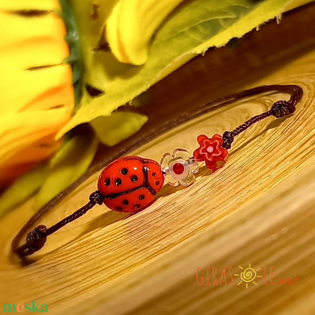 Kiskertem millefiori zsinórka  - ékszer - karkötő - gyöngyös karkötő - Meska.hu