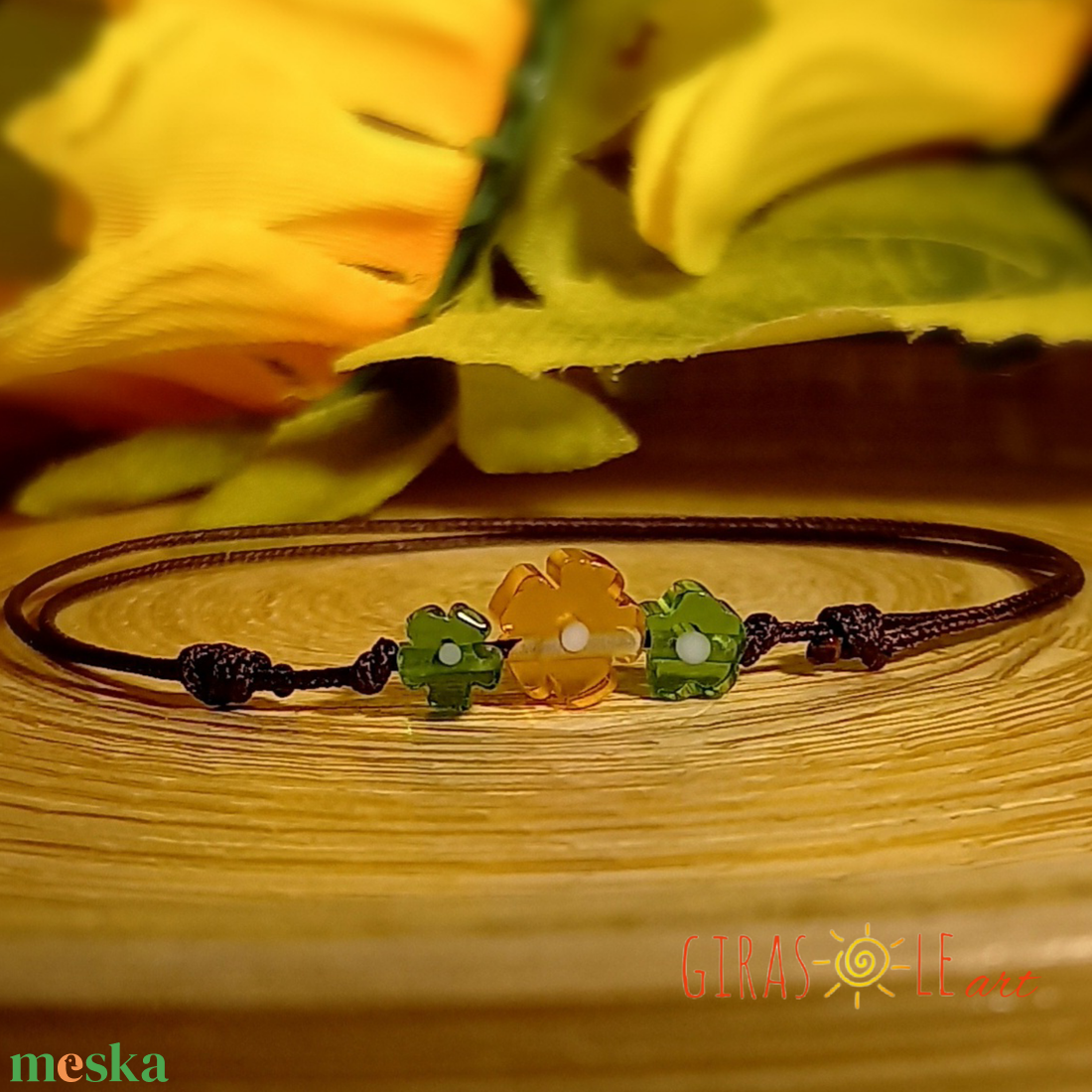 Kiskertem millefiori zsinórka - ékszer - karkötő - gyöngyös karkötő - Meska.hu