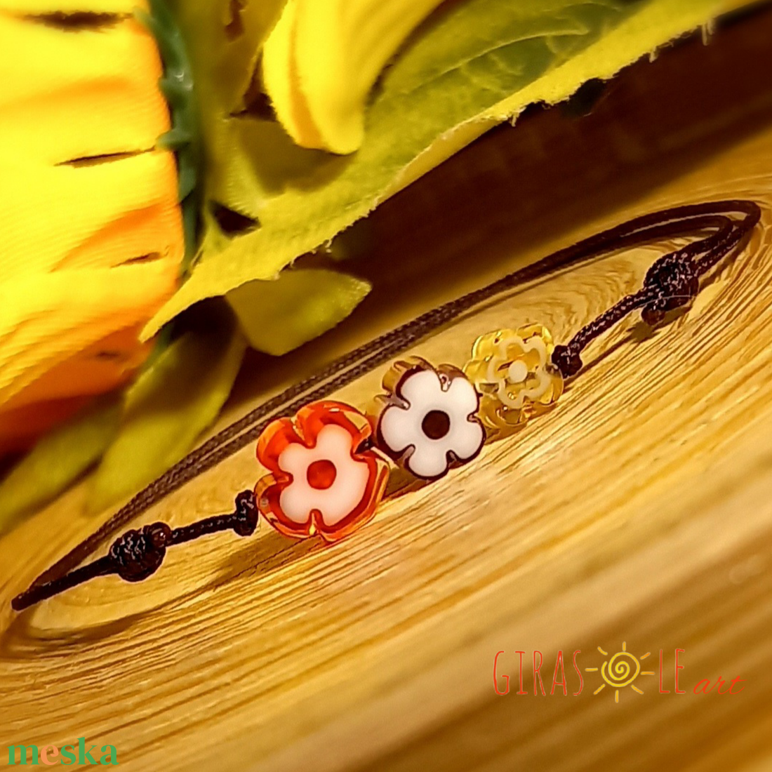 Kiskertem millefiori zsinórka - ékszer - karkötő - gyöngyös karkötő - Meska.hu