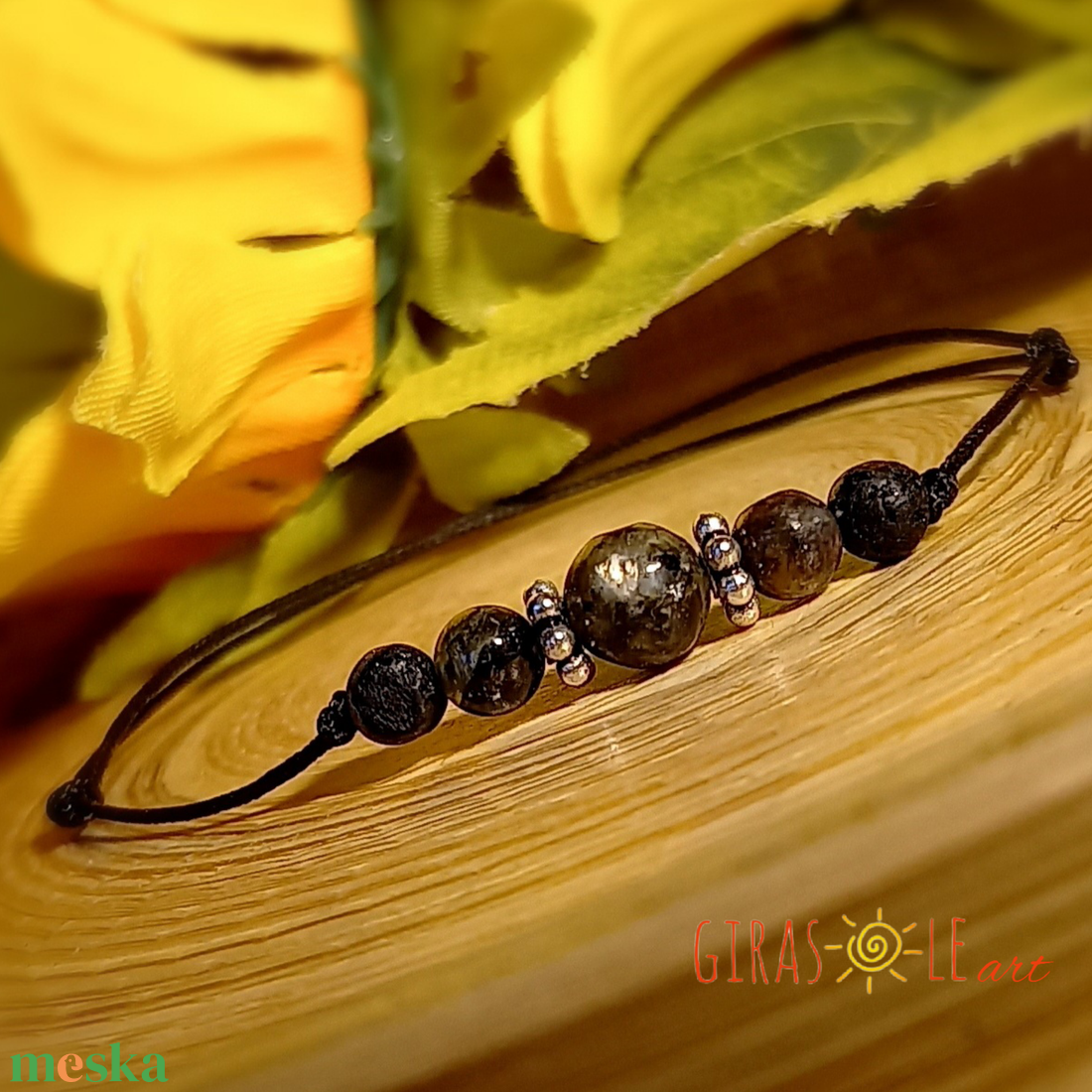 Gyöngyházas turmalin zsinórka - ékszer - karkötő - ásványkarkötő - Meska.hu