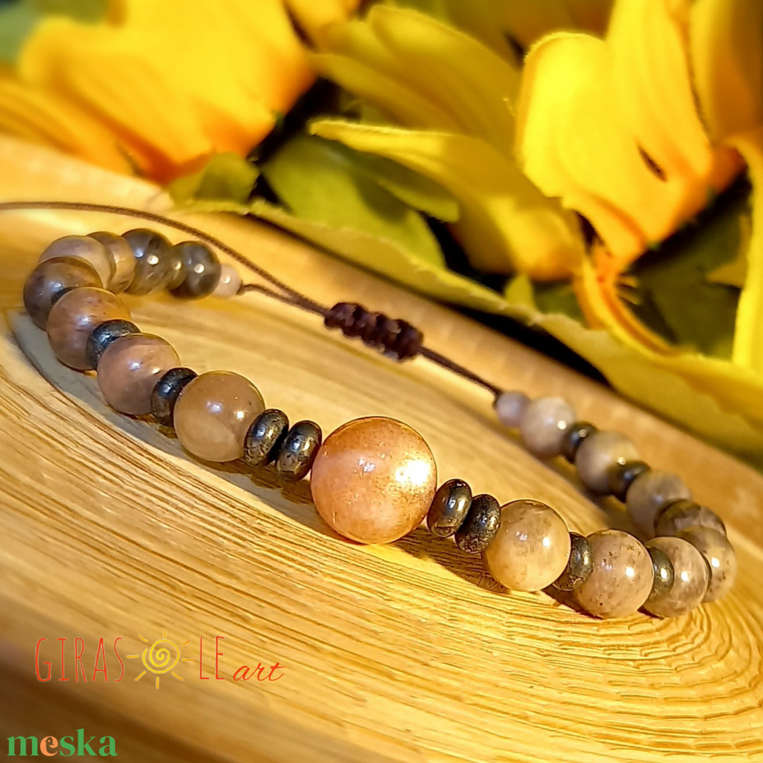 Holdkő-pirit karkötő  - ékszer - karkötő - ásványkarkötő - Meska.hu