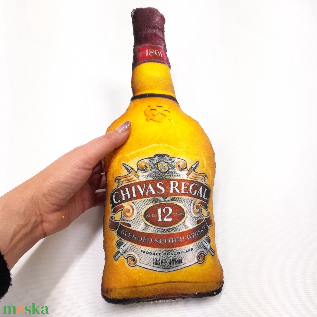 Whisky formapárna - bármilyen alkohol kérhető! - otthon & életmód - lakástextil - párna & párnahuzat - Meska.hu