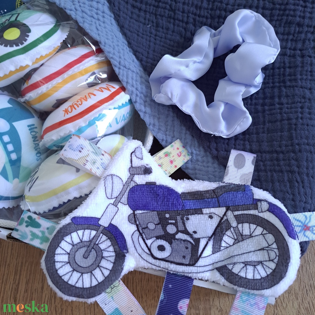 BabyMamiBox - Babaváró - Járműves - játék & sport - babalátogató ajándékcsomag - Meska.hu BabyMamiBox - Babaváró - Járműves - játék & sport - babalátogató ajándékcsomag - Meska.hu