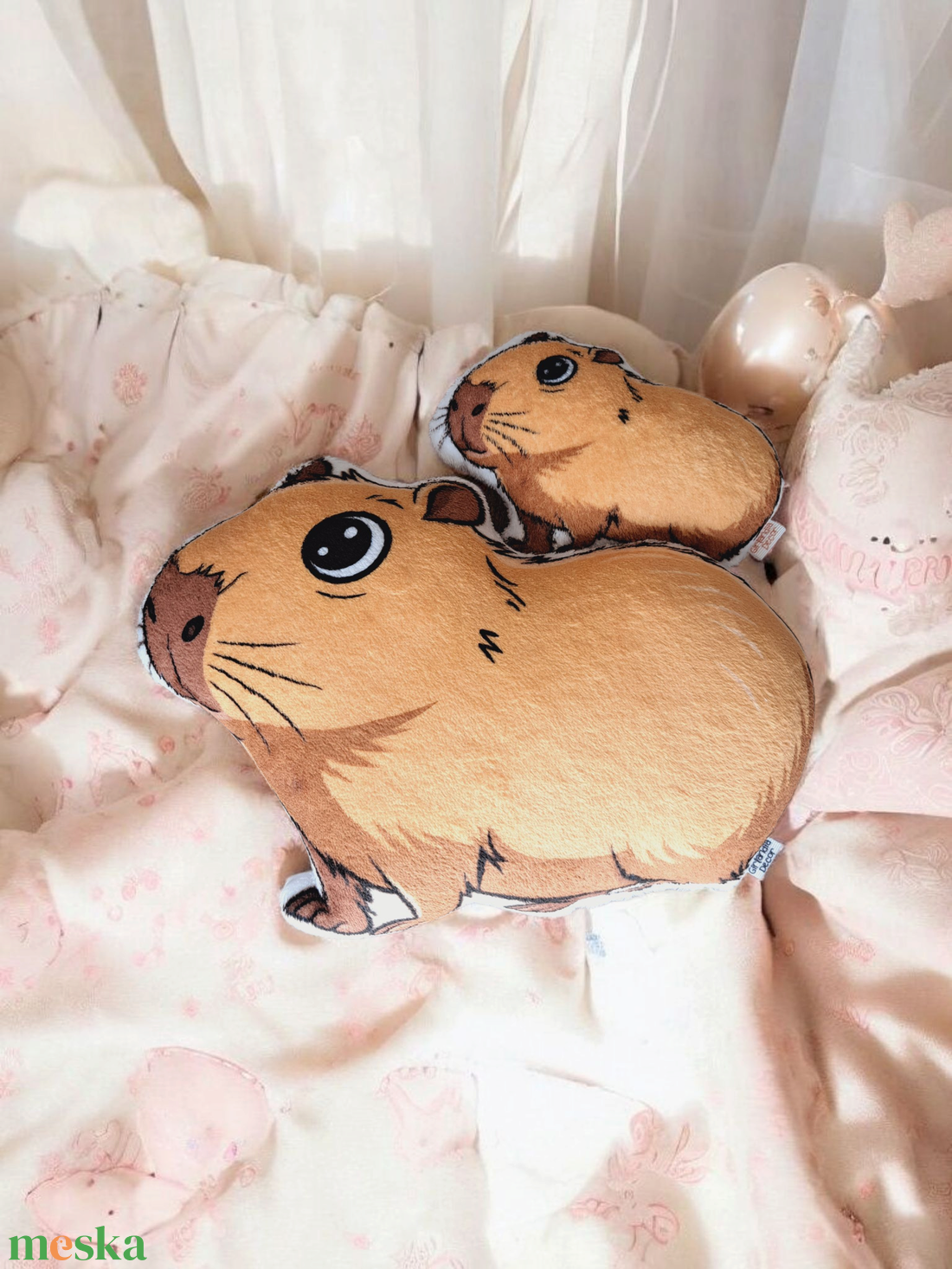 Capybara szundipajti (állatos formapárna, egyedi párna)  - otthon & életmód - babaszoba, gyerekszoba - gyerek díszpárna - Meska.hu