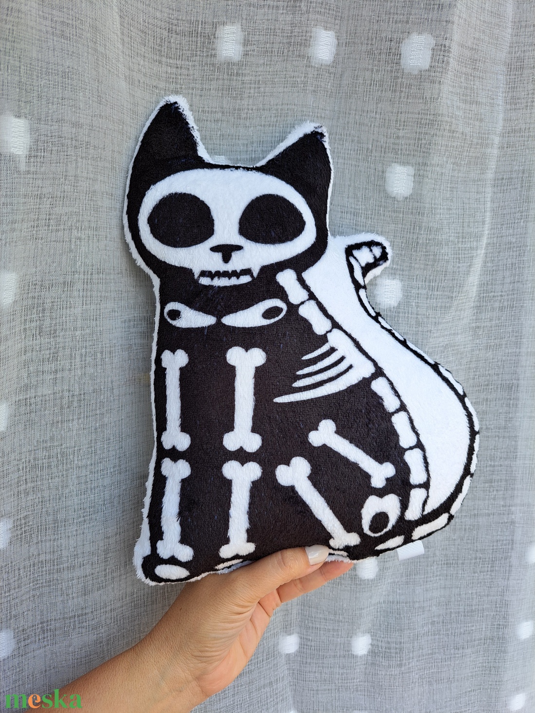Macska csontváz párna  - otthon & életmód - dekoráció - halloween - halloweeni figurák - Meska.hu