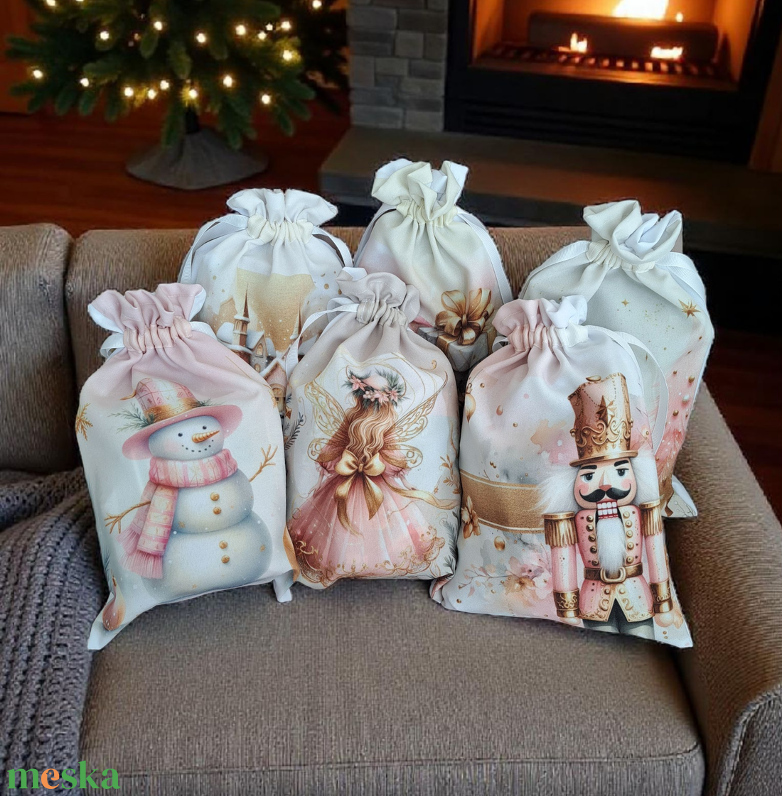 Pasztell rózsaszín-arany hóemberes mikulás zsák  - karácsony - mikulás - mikulás zsák - Meska.hu