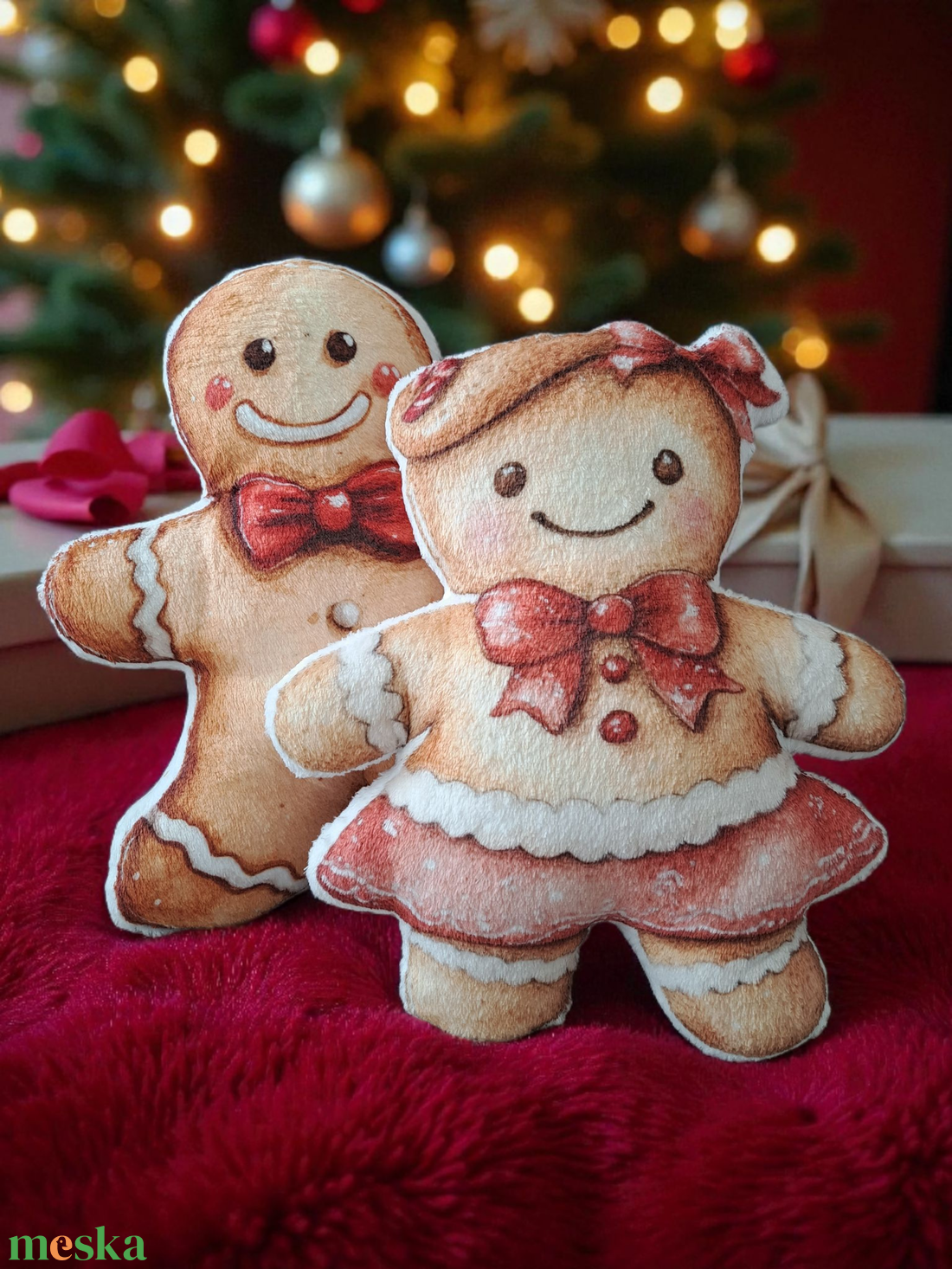 Mézi kislány formapárna - karácsony - karácsonyi lakásdekoráció - karácsonyi manók, figurák - Meska.hu