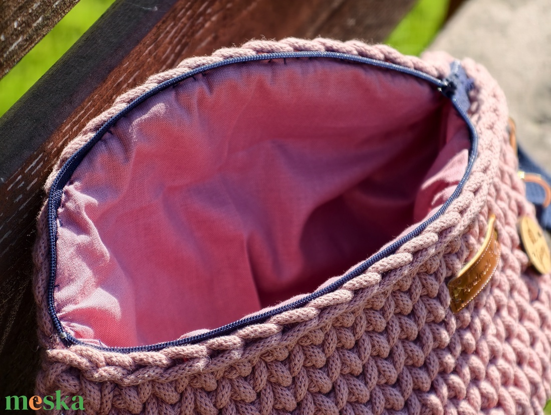 Gisey Rózsaszín crossbody - táska & tok - kézitáska & válltáska - vállon átvethető táska - Meska.hu