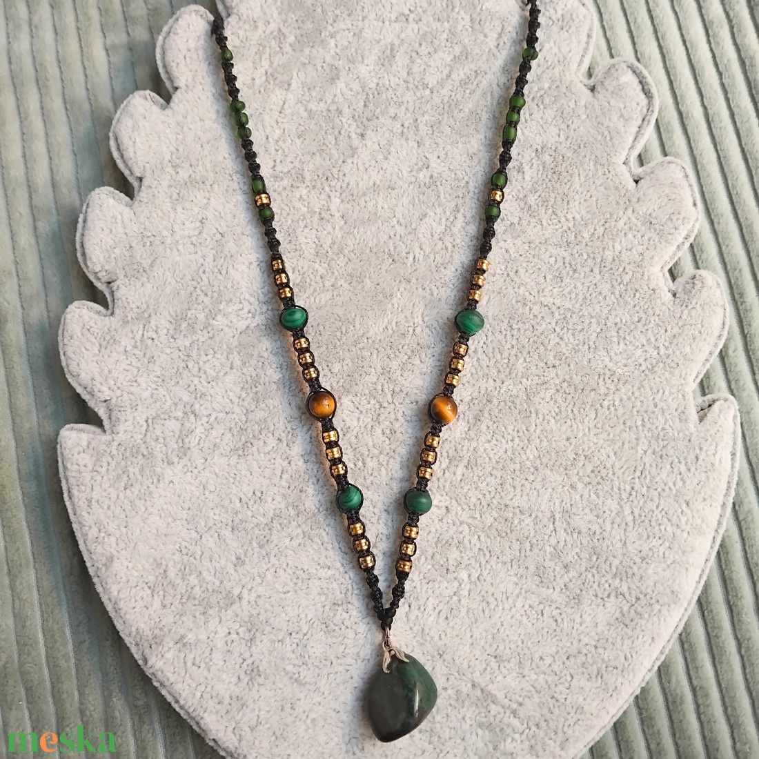 Zöld jáspis medálos nyaklánc - ékszer - nyaklánc - medálos nyaklánc - Meska.hu