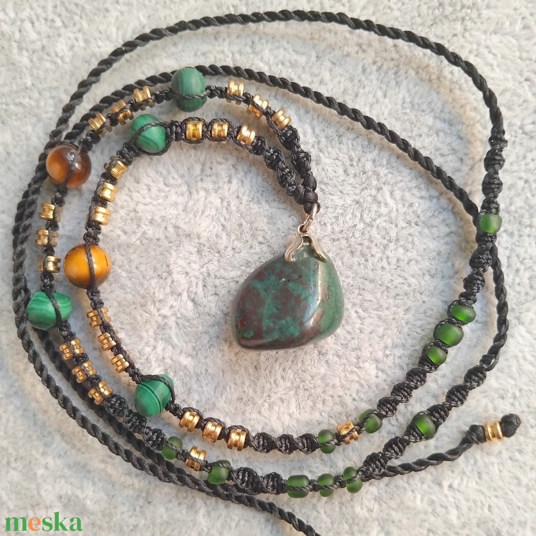 Zöld jáspis medálos nyaklánc - ékszer - nyaklánc - medálos nyaklánc - Meska.hu
