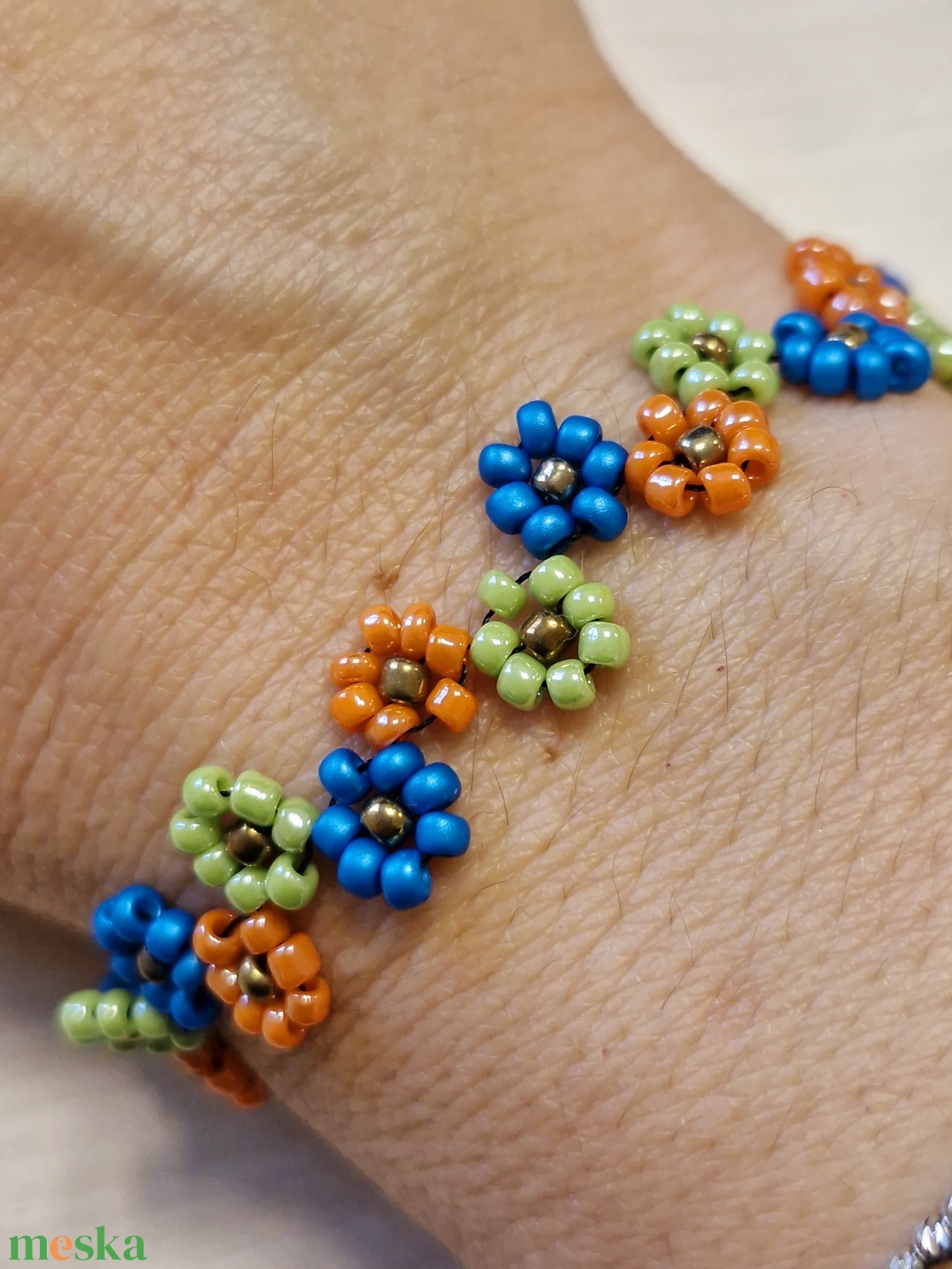 Gyöngykarkötő mágneses kapoccsal - ékszer - karkötő - gyöngyös karkötő - Meska.hu