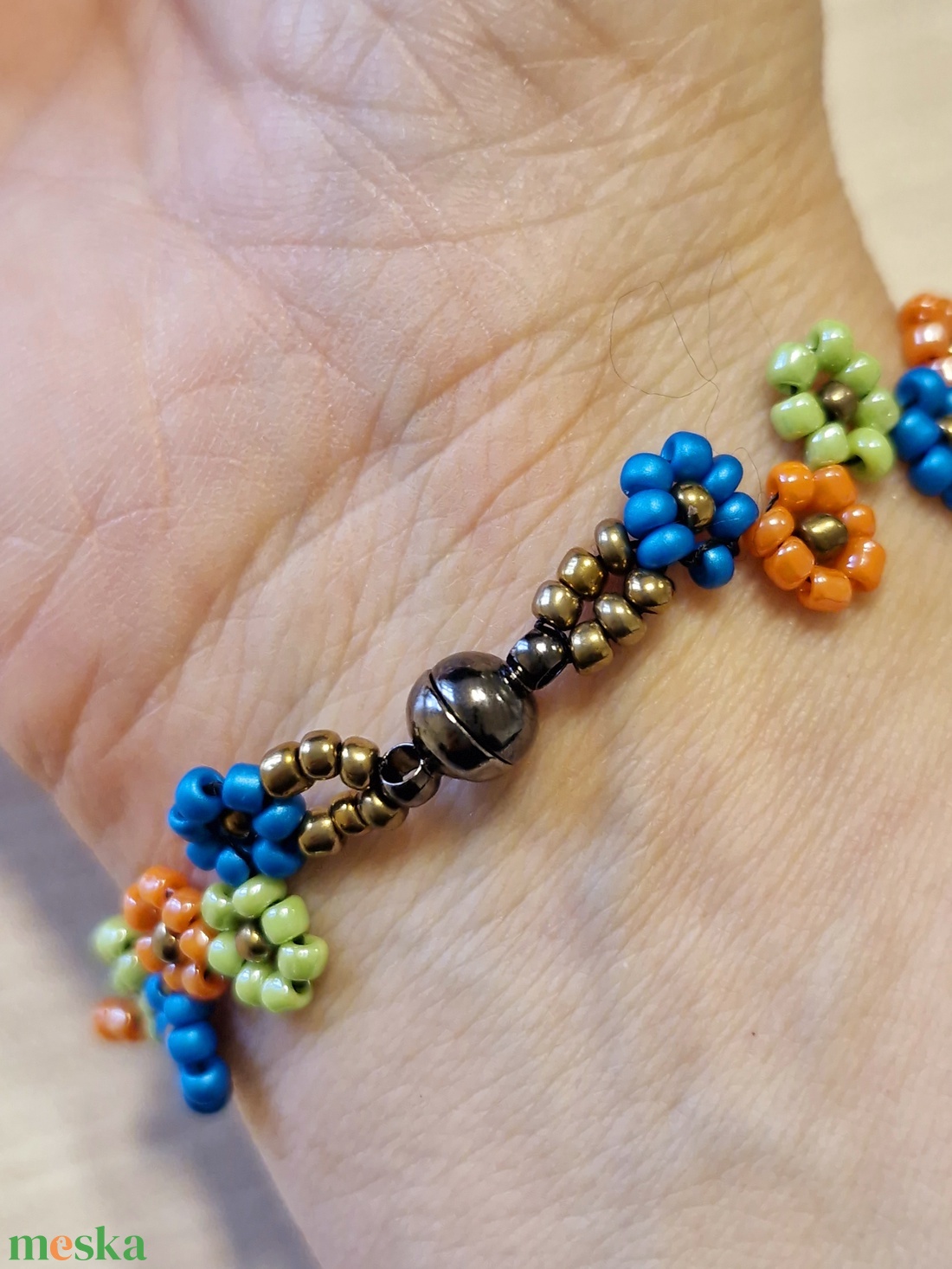 Gyöngykarkötő mágneses kapoccsal - ékszer - karkötő - gyöngyös karkötő - Meska.hu