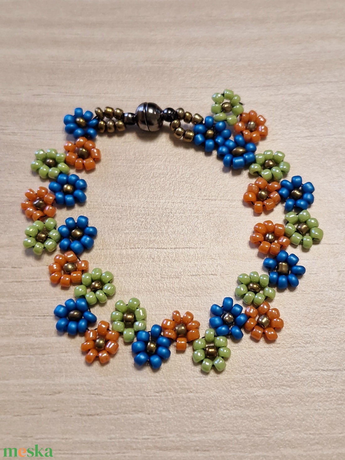 Gyöngykarkötő mágneses kapoccsal - ékszer - karkötő - gyöngyös karkötő - Meska.hu