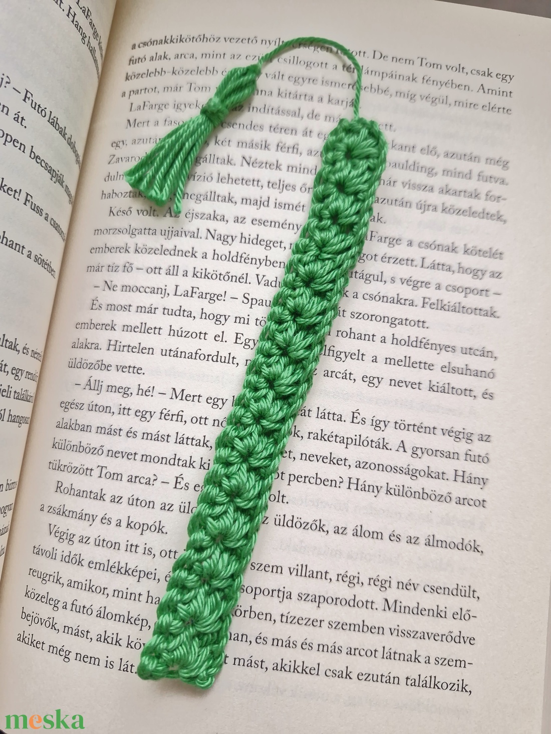 Horgolt zöld könyvjelző  egyedi kézműves darab - könyv & zene - könyvjelző - Meska.hu