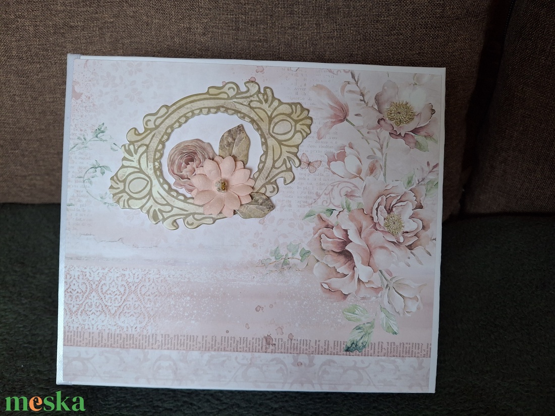 Rózsás hangulatban cicával- scrapbook fénykép album - művészet - más művészeti ág - Meska.hu