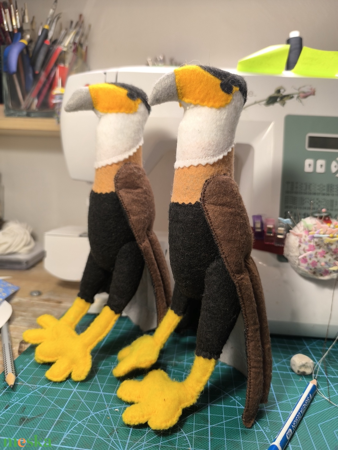 Bóbitás karakarák - játék & sport - plüssállat & játékfigura - madár - Meska.hu