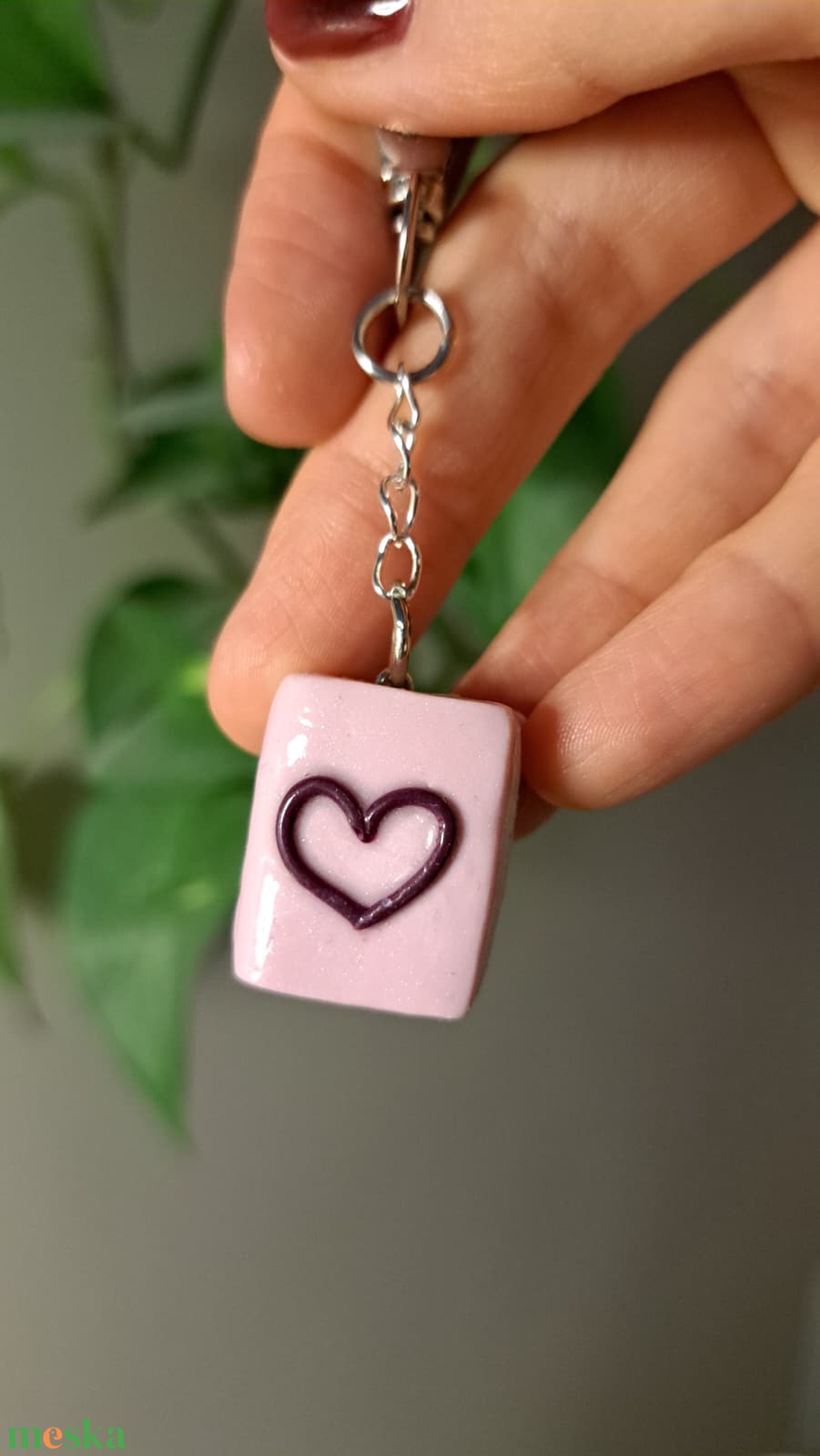 Könyves charm - romance - táska & tok - kulcstartó & táskadísz - táskadísz - Meska.hu