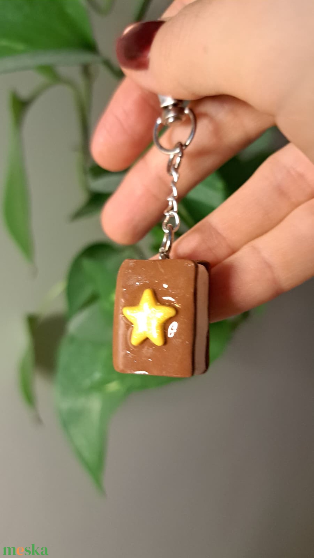 Könyves charm - fantasy - táska & tok - kulcstartó & táskadísz - táskadísz - Meska.hu
