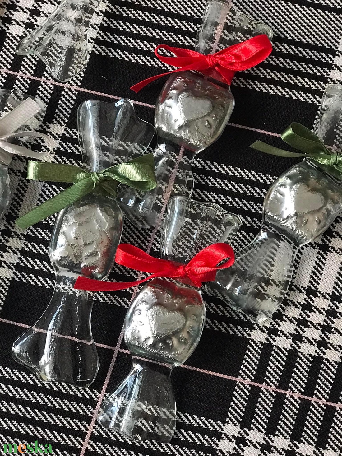 Üvegszaloncukor díszdobozban nemesfémmel, névreszóló, feliratozható, cégajándék, külf-re is - karácsony - karácsonyi lakásdekoráció - karácsonyfadíszek - Meska.hu