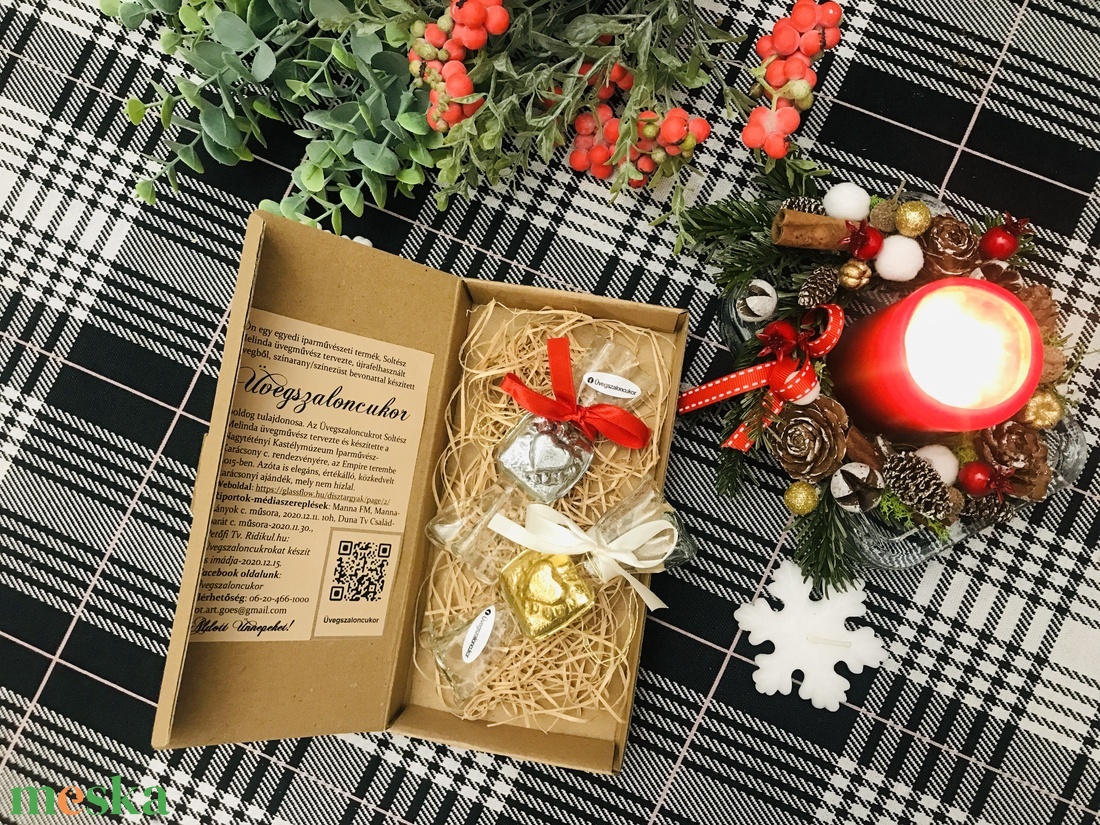 Üvegszaloncukor díszdobozban nemesfémmel, névreszóló, feliratozható, cégajándék, külf-re is - karácsony - karácsonyi lakásdekoráció - karácsonyfadíszek - Meska.hu