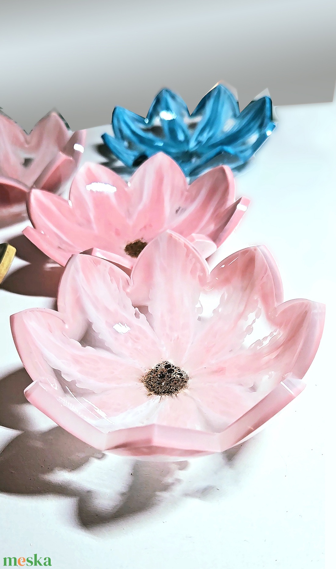 Virág alakú ékszertartó tálka - ékszer - ékszertartó - ékszertartó tál - Meska.hu